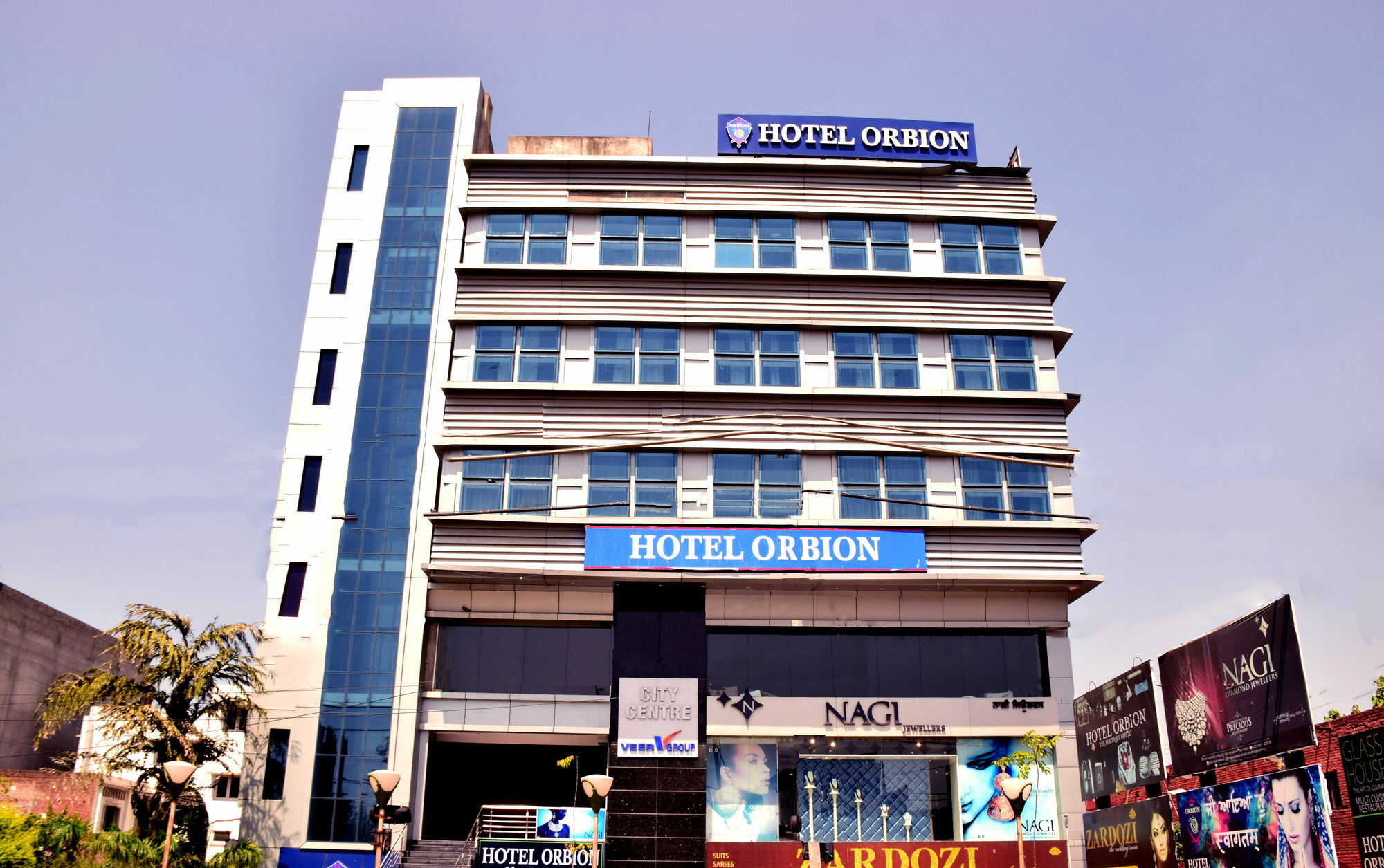 แฟบโฮเต็ล ออร์เบียน มอลล์ โรด Hotel อัมริตสา ภายนอก รูปภาพ