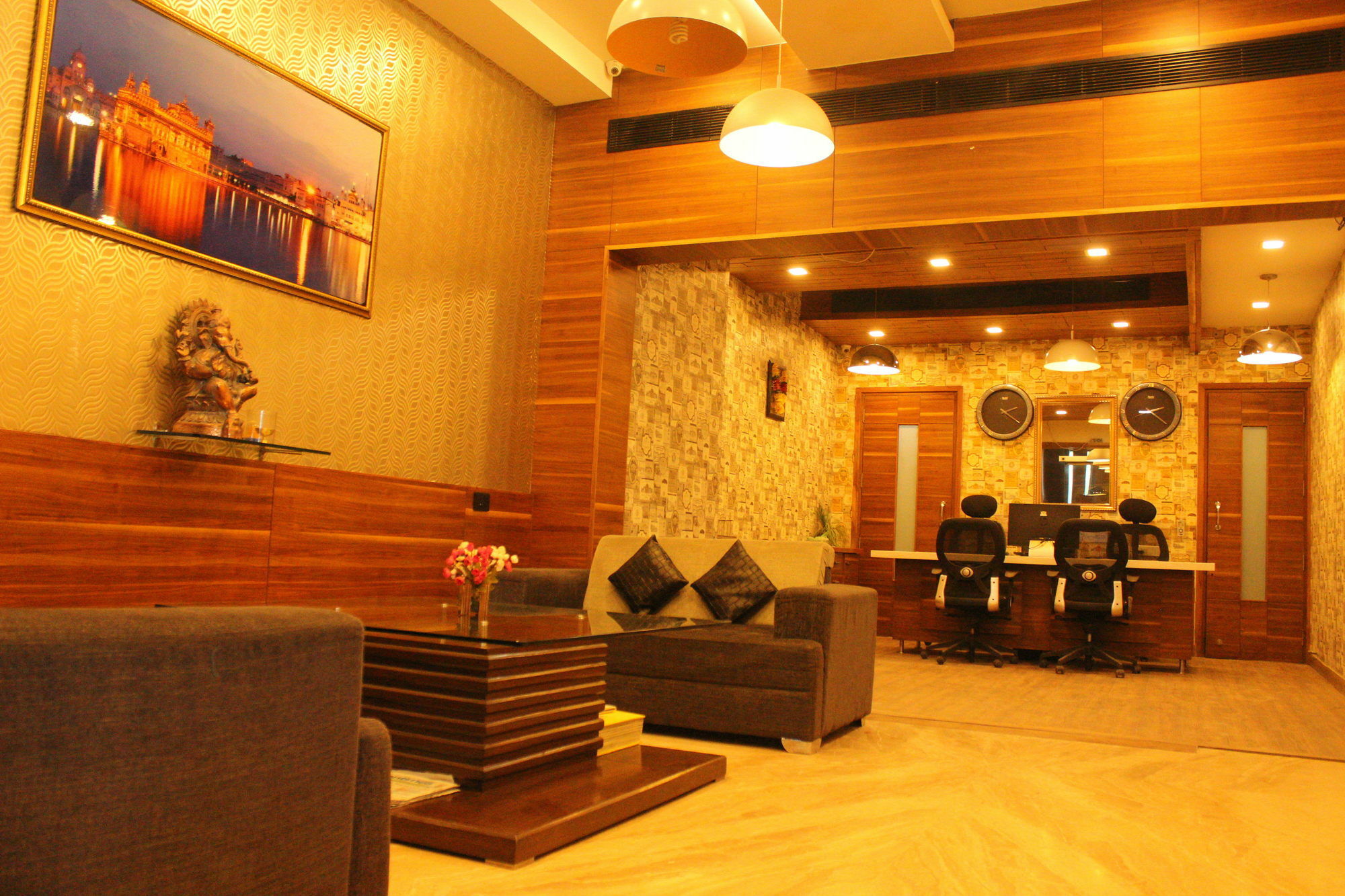 แฟบโฮเต็ล ออร์เบียน มอลล์ โรด Hotel อัมริตสา ภายนอก รูปภาพ